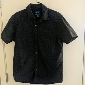 Medium  APT. 9 Shirt